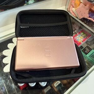 Rose Gold Handheld NINTENDO DS